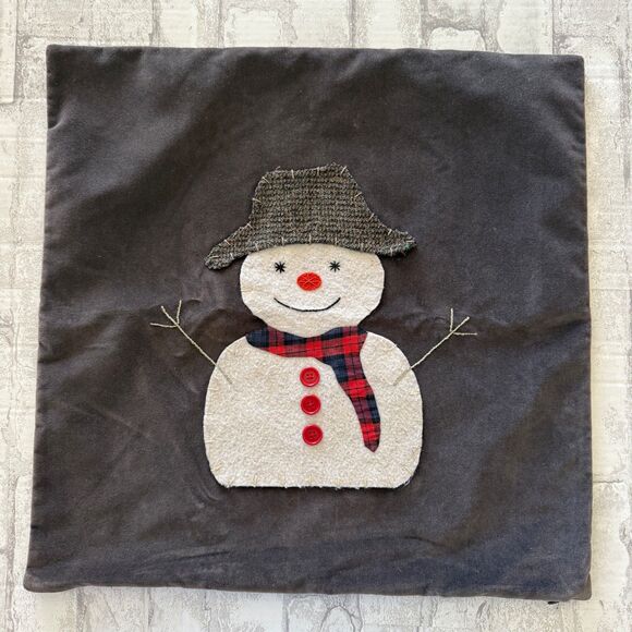 Pottery Barn Snowman Aplique Velour Brown Pillow Cases Winter Holiday 20"x20" - Picture 4 of 10